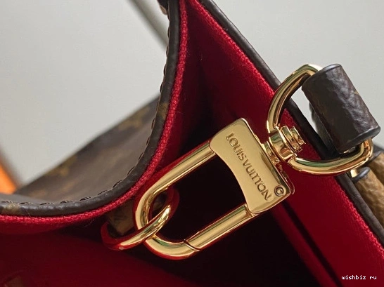 WIS VUITTON PM LOUIS ONTHEGO 1204